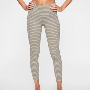 Athleta Salutation 7/8 Legging Silver Grey Stripe